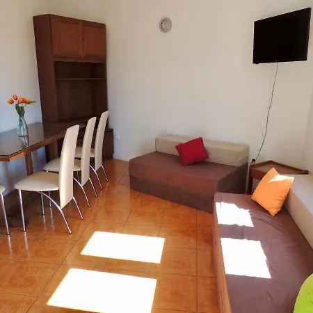 Magyar Apartmanhaz