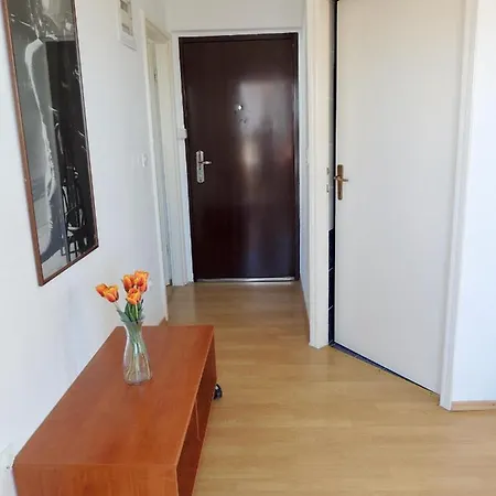 Magyar Apartmanhaz *