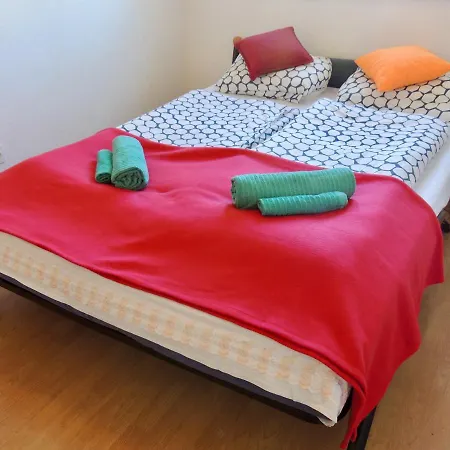 Magyar Apartmanhaz Lägenhet *