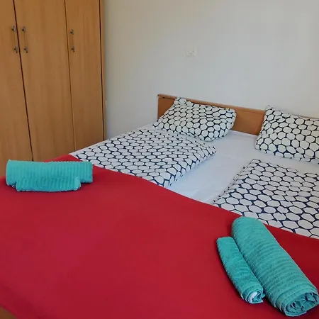 Magyar Apartmanhaz Lägenhet *